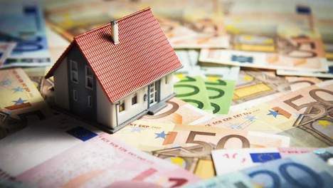 Huis verkopen met over of onderwaarde